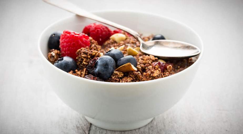 The Best Healthy Cereals For 2022: Protein, Low-Cal, And Multi-Grain ...